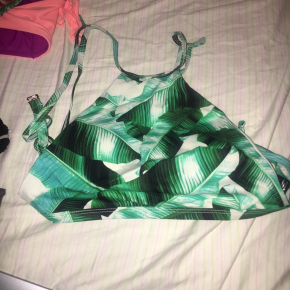 PacSun Other - PACSUN HALTER BIKINI TOP